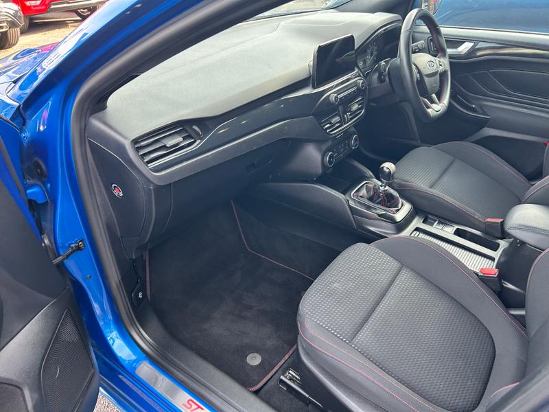 Used Ford Focus 2018 for sale - 76028276: Photo 14