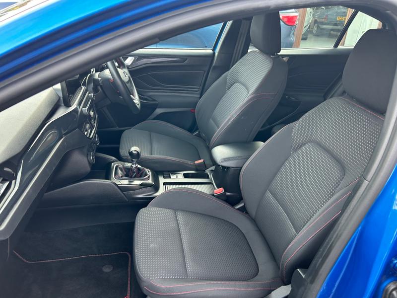 Used Ford Focus 2018 for sale - 76028276: Photo 15