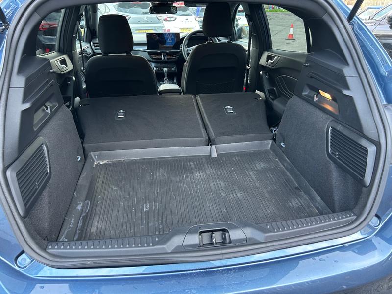 Used Ford Focus 2023 for sale - 77567426: Photo 16