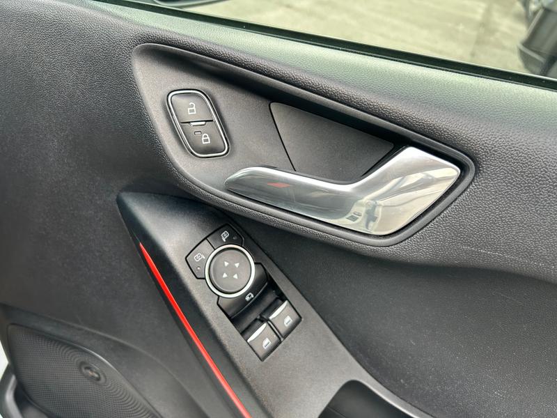 Used Ford Fiesta 2018 for sale - 77570627: Photo 26