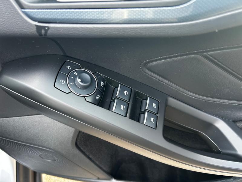 Used Ford Focus 2023 for sale - 77286359: Photo 23