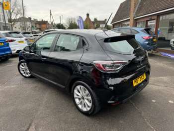 Used Renault Clio 2024 for sale - 74061285: Photo