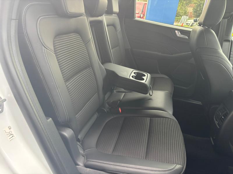 Used Ford Kuga 2022 for sale - 76302789: Photo 15