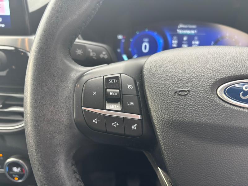 Used Ford Kuga 2022 for sale - 76302789: Photo 35