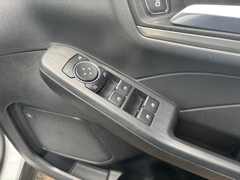Used Ford Kuga 2022 for sale - 76302789: Photo 40