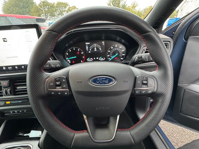 Used Ford Focus 2023 for sale - 77055915: Photo 19