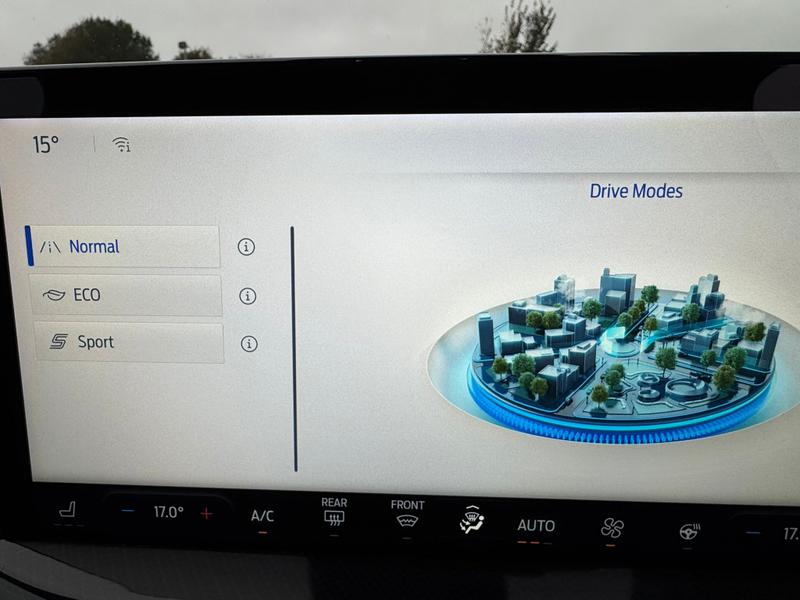 Used Ford Focus 2023 for sale - 77055915: Photo 33