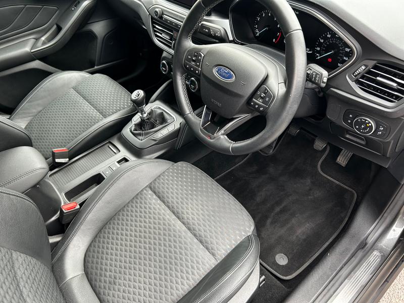 Used Ford Focus 2019 for sale - 76172607: Photo 16