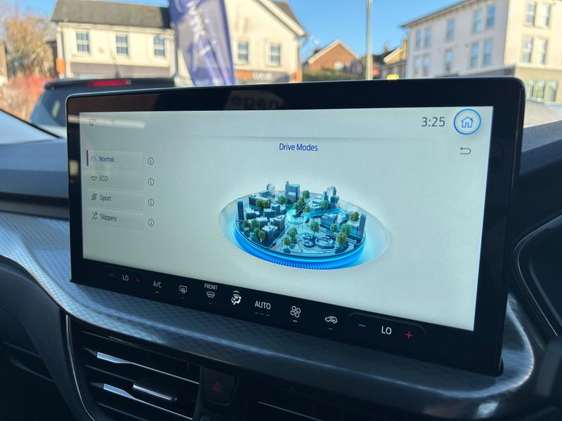 Used Ford Kuga 2025 for sale - 77653748: Photo 35