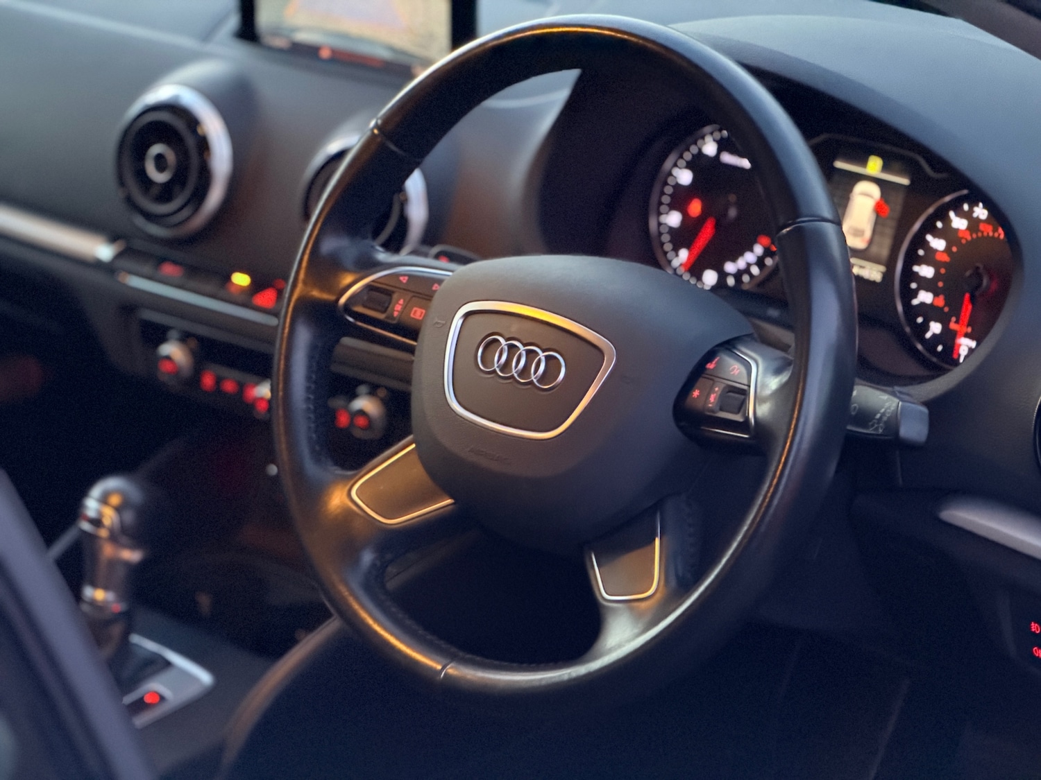 Used Audi A3 2015 for sale - 77241849: Photo 5