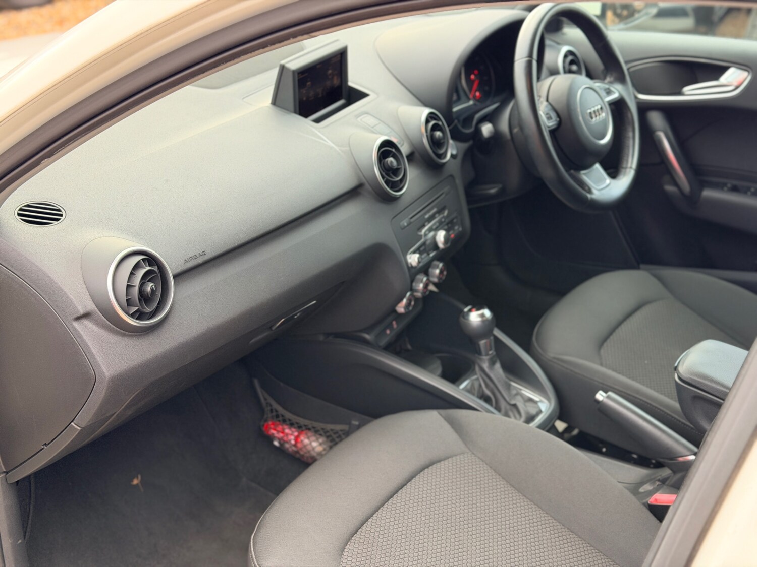 Used Audi A1 2013 for sale - 77168403: Photo 25