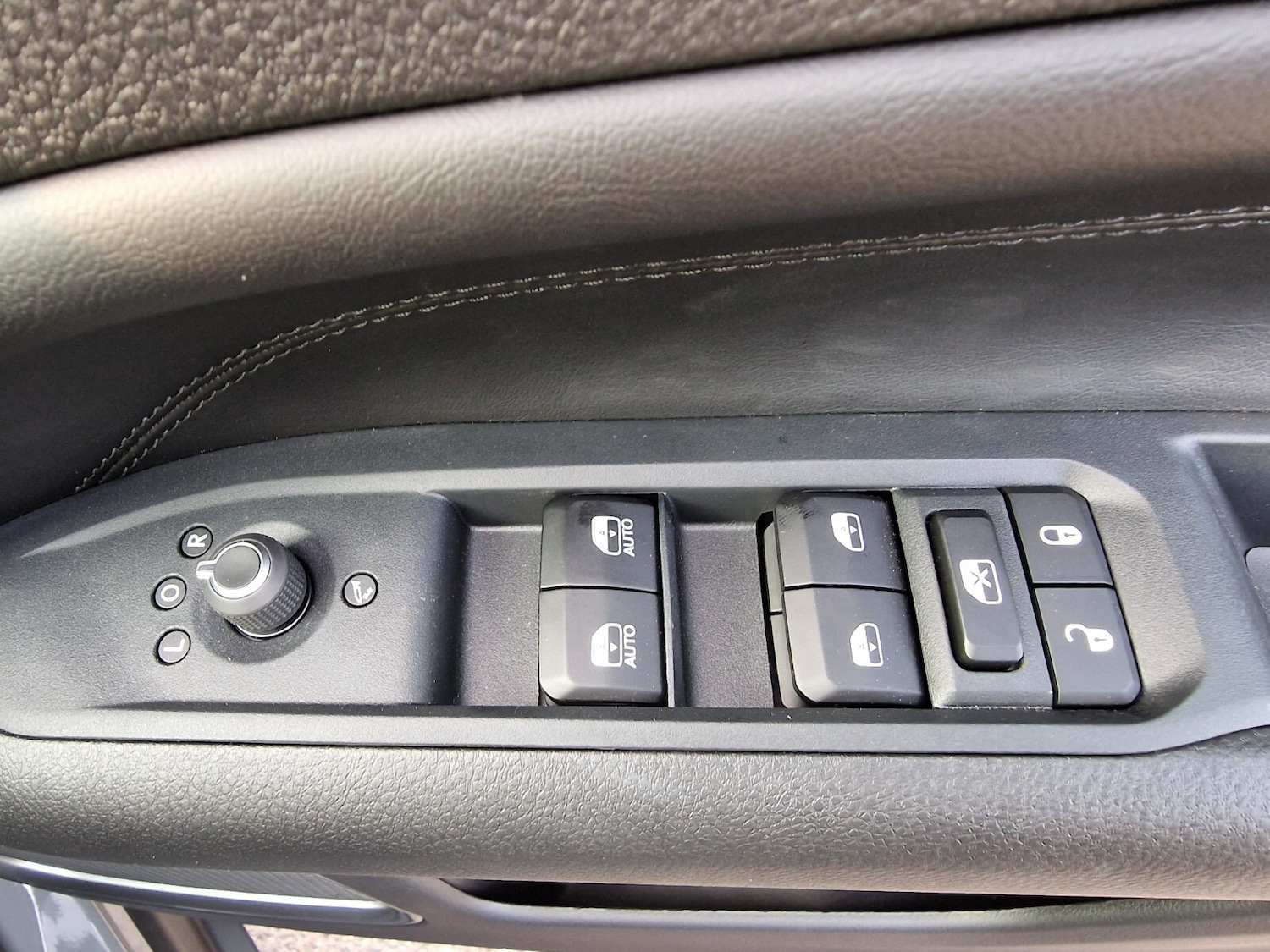 Used Jeep Compass 2024 for sale - 76868849: Photo 30