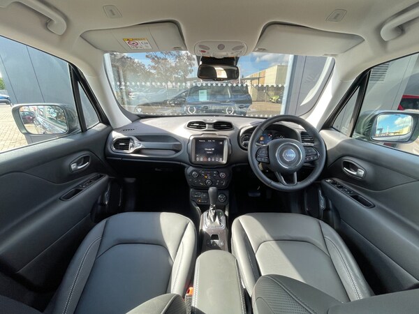 Used Jeep Renegade 2023 for sale - 75354832: Photo 10