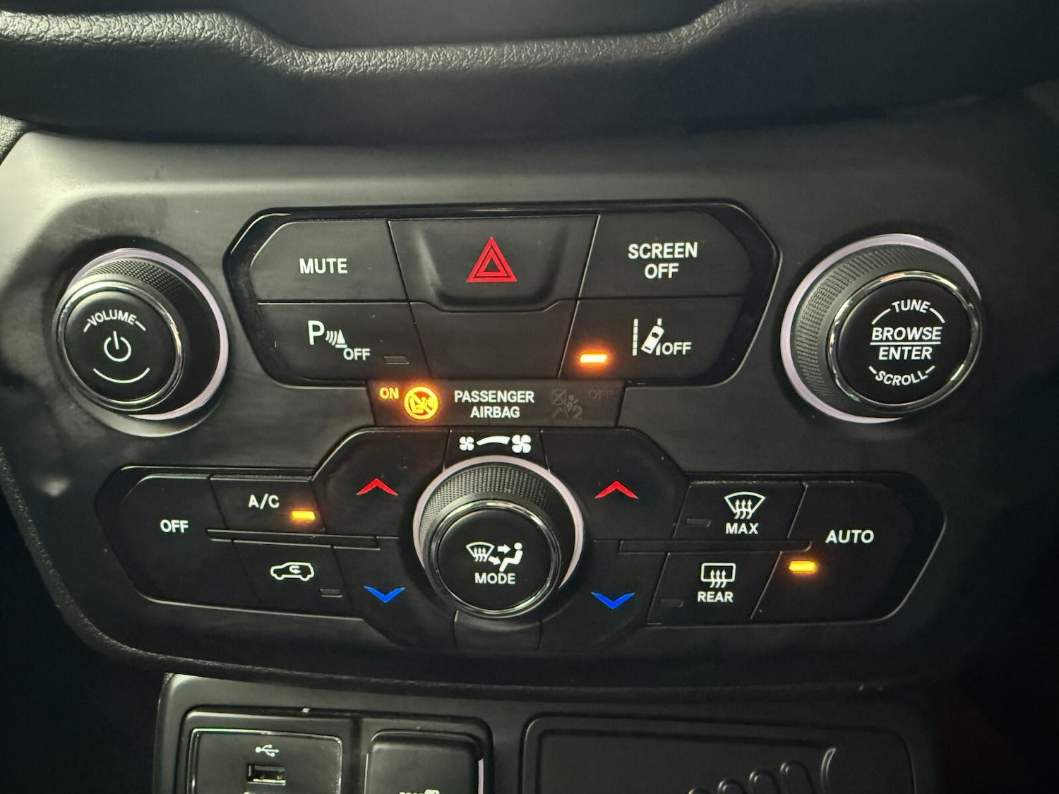 Used Jeep Renegade 2022 for sale - 77648047: Photo 27