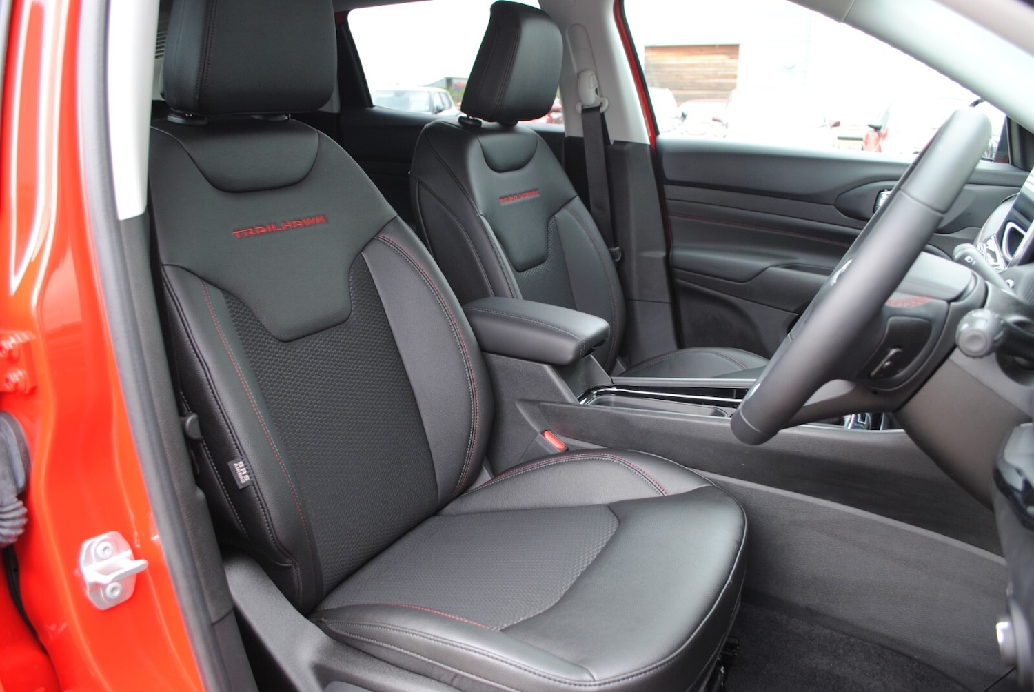 Used Jeep Compass 2023 for sale - 76868716: Photo 3