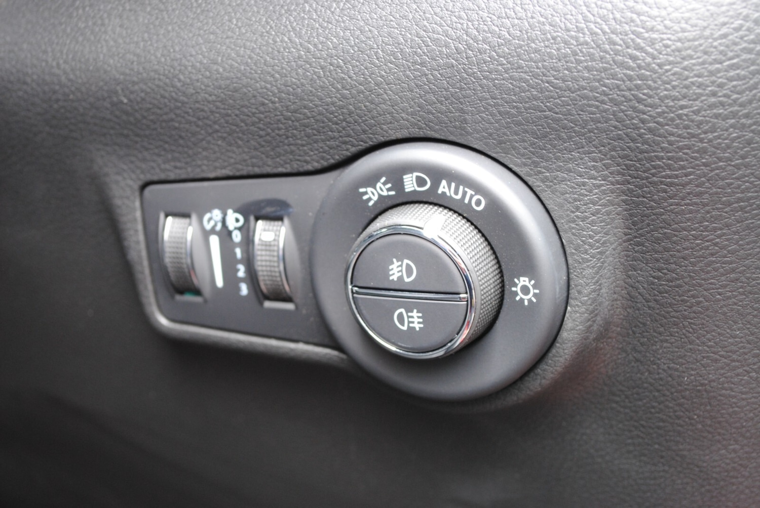 Used Jeep Compass 2023 for sale - 76868716: Photo 36