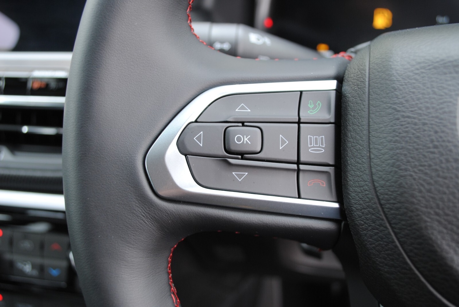 Used Jeep Compass 2023 for sale - 76868716: Photo 41