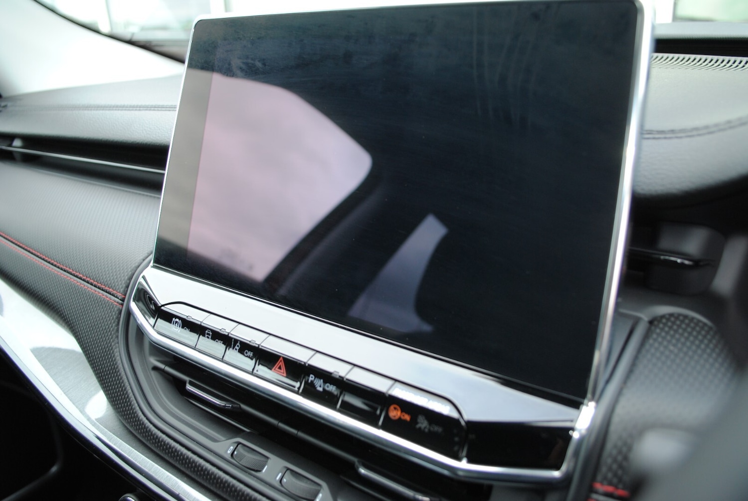 Used Jeep Compass 2023 for sale - 76868716: Photo 5