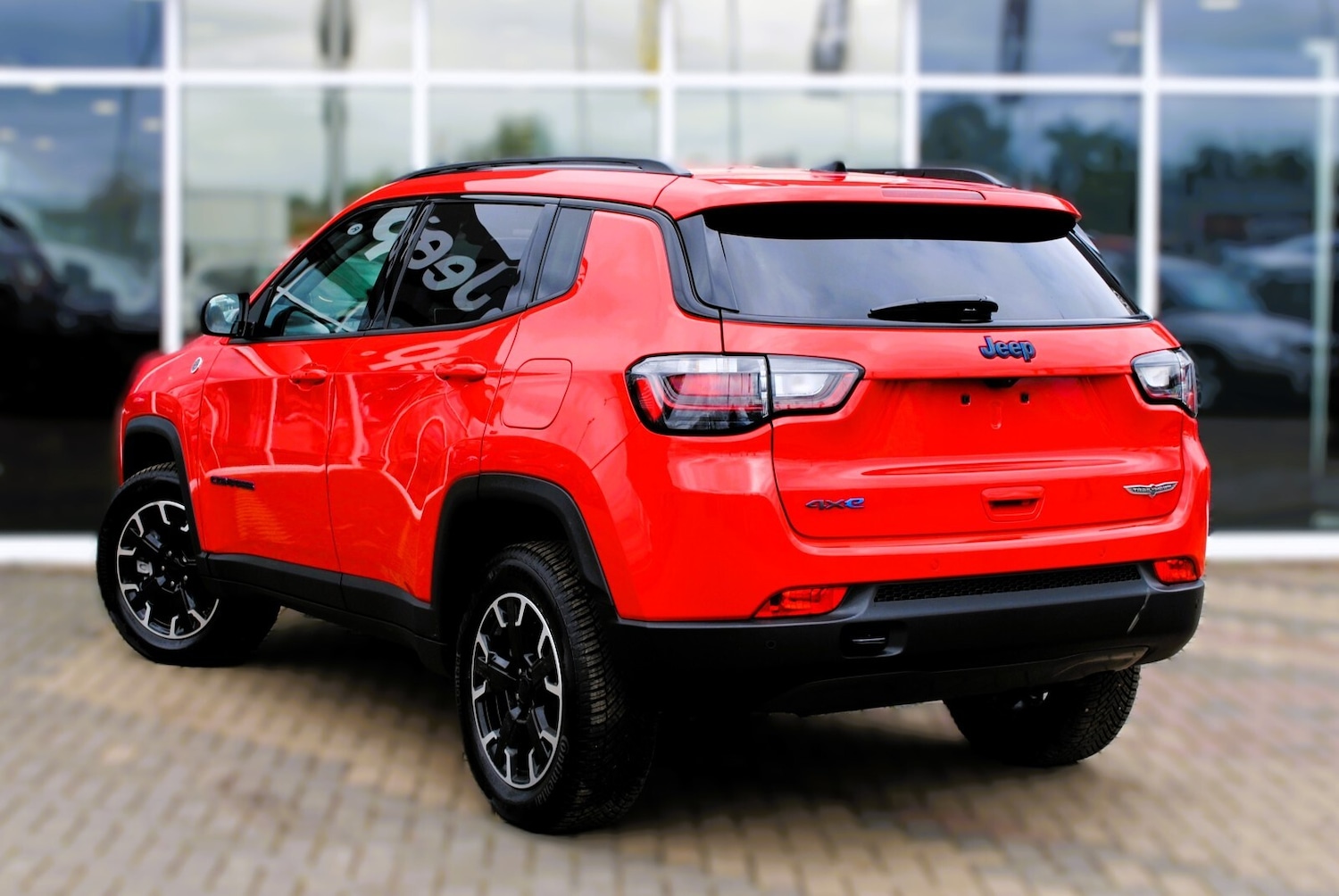 Used Jeep Compass 2023 for sale - 76868716: Photo 8