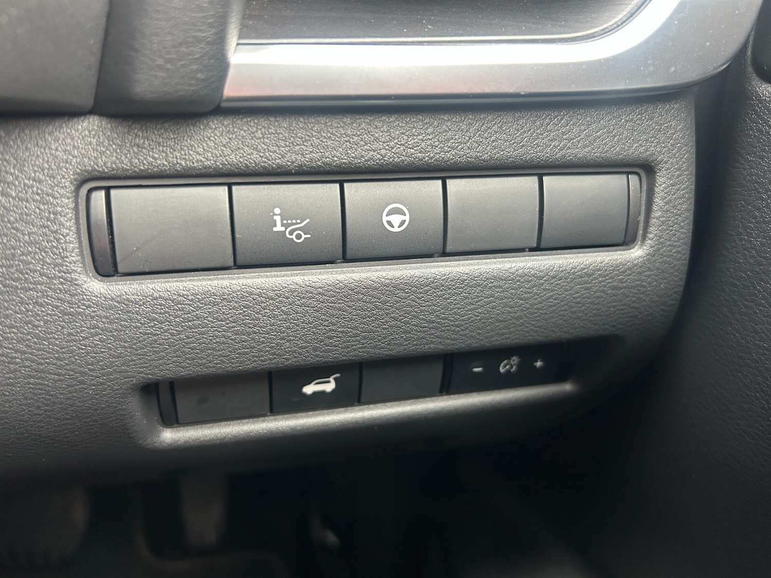 Used Nissan X-Trail 2023 for sale - 77778437: Photo 30