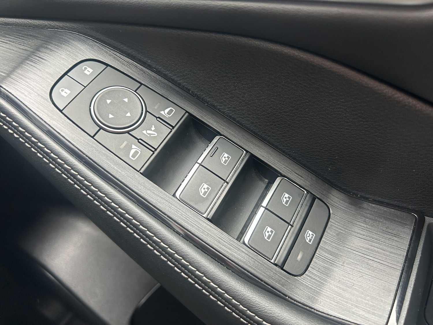 Used Nissan X-Trail 2023 for sale - 77778437: Photo 31