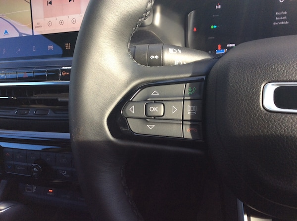 Used Jeep Compass 2023 for sale - 75389525: Photo 29