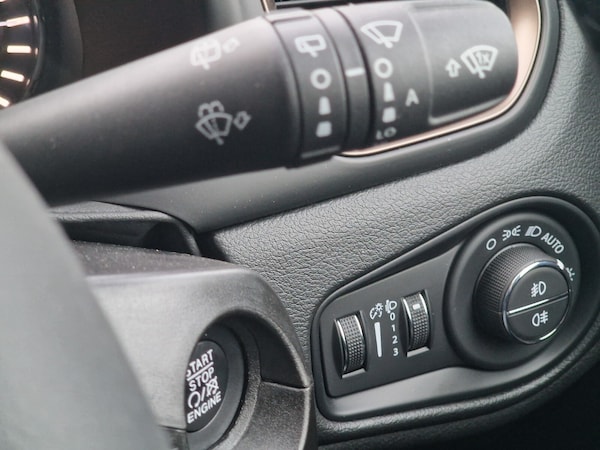 Used Jeep Renegade 2023 for sale - 75354969: Photo 40
