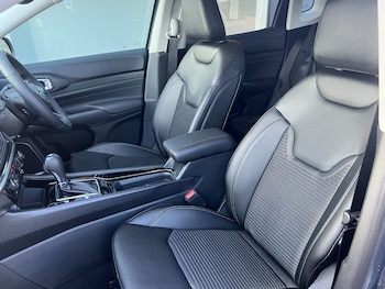 Used Jeep Compass 2023 for sale - 76487279: Photo