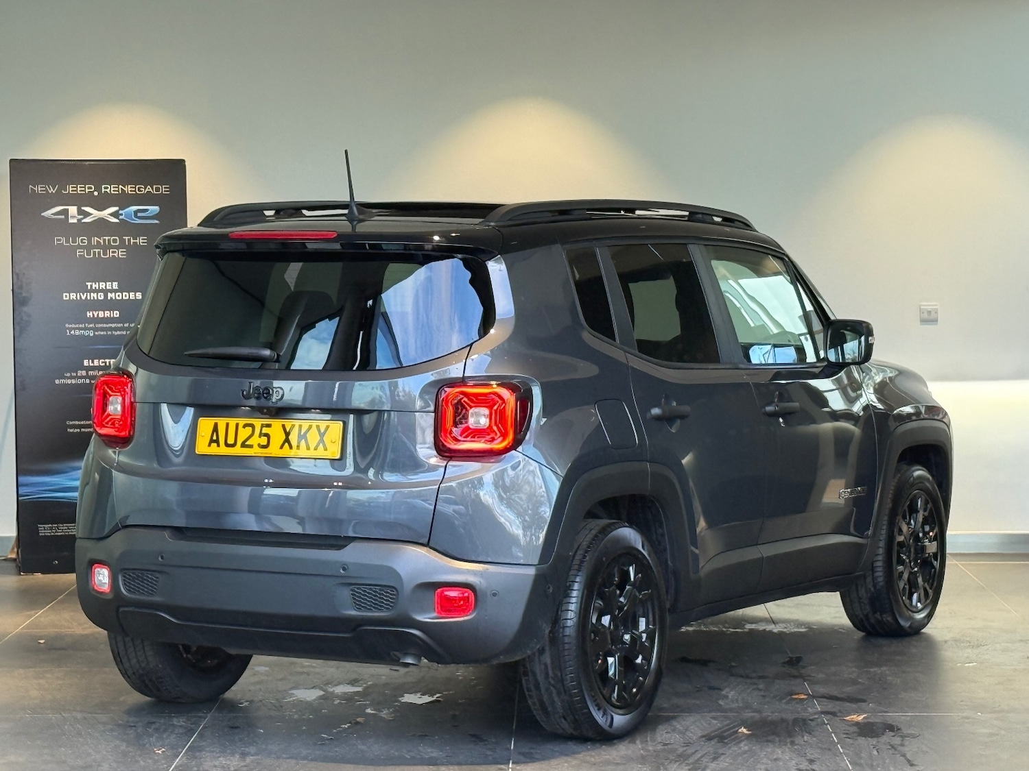 Used Jeep Renegade 2025 for sale - 77232130: Photo 34