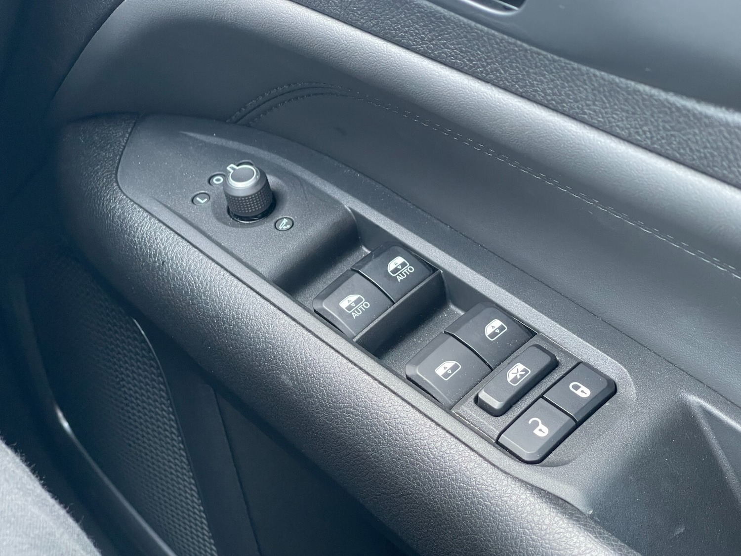 Used Jeep Compass 2023 for sale - 76868775: Photo 27