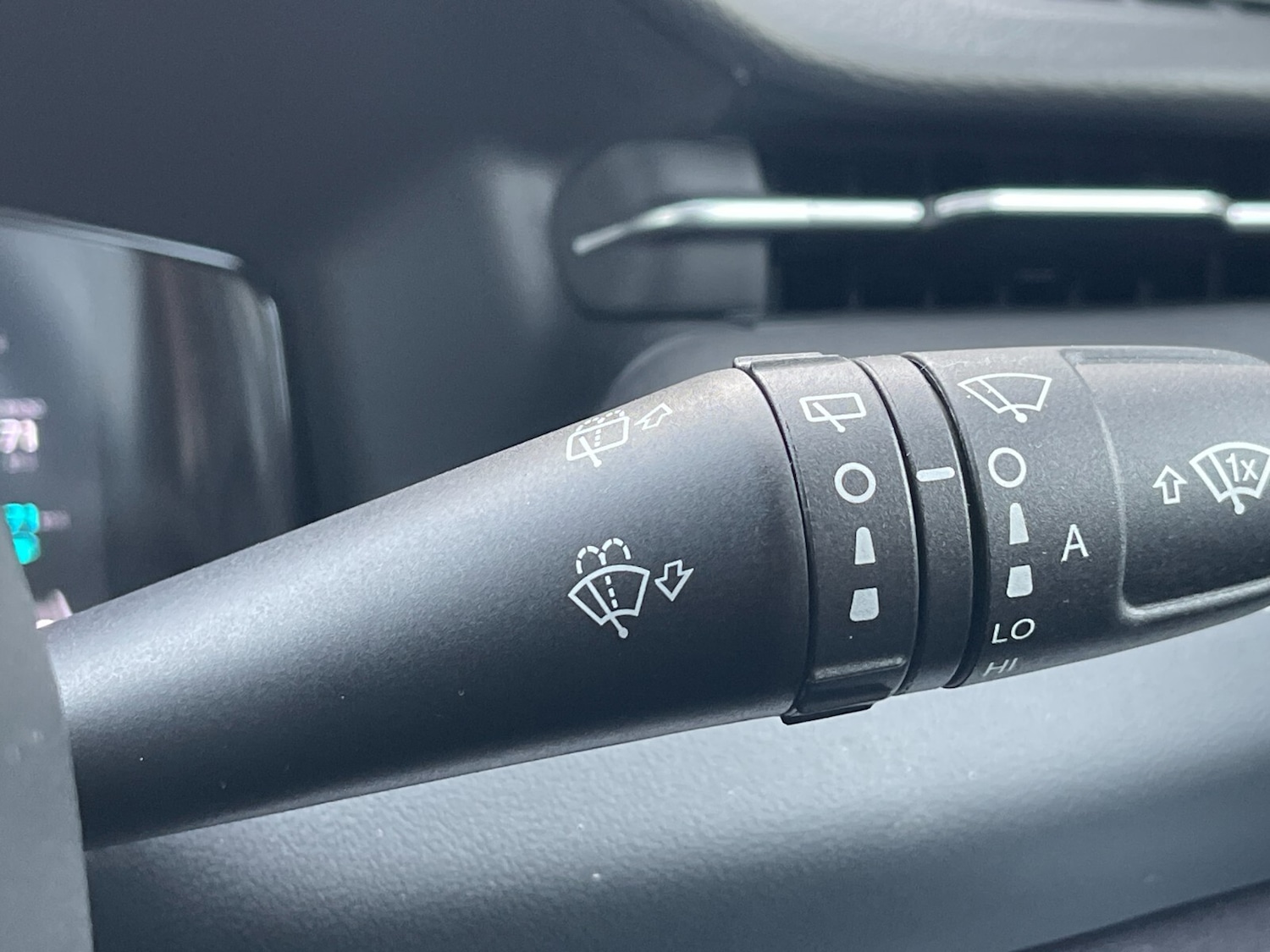 Used Jeep Compass 2023 for sale - 76868775: Photo 31