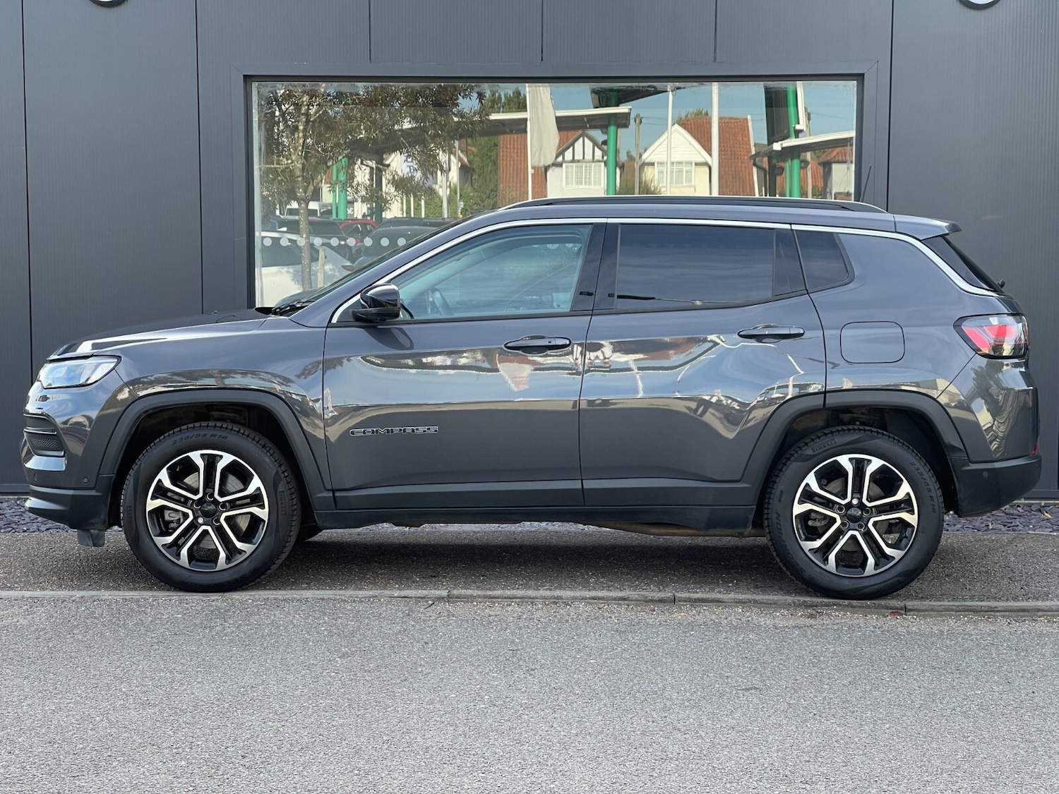 Used Jeep Compass 2023 for sale - 76868775: Photo 6