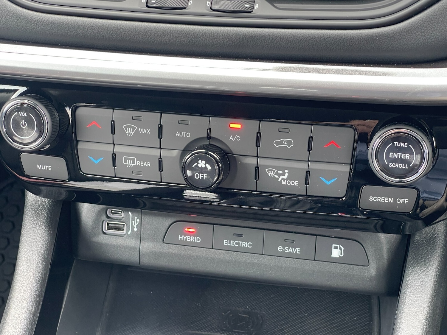 Used Jeep Compass 2023 for sale - 76487519: Photo 23