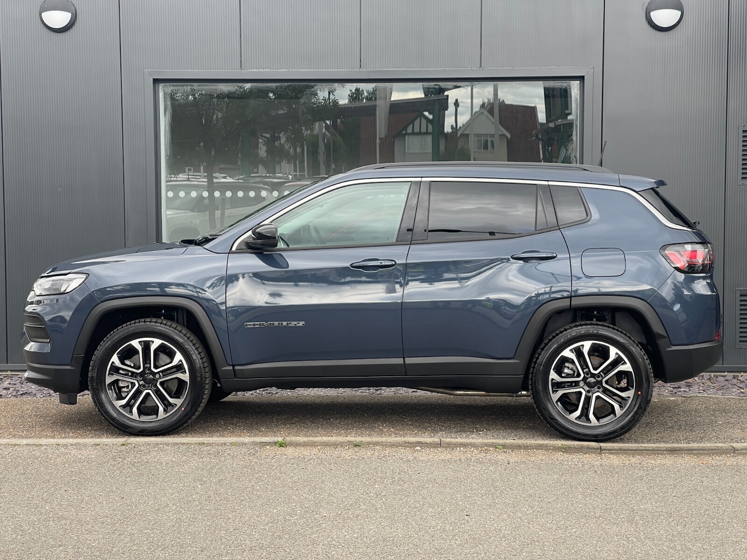 Used Jeep Compass 2023 for sale - 76487519: Photo 7