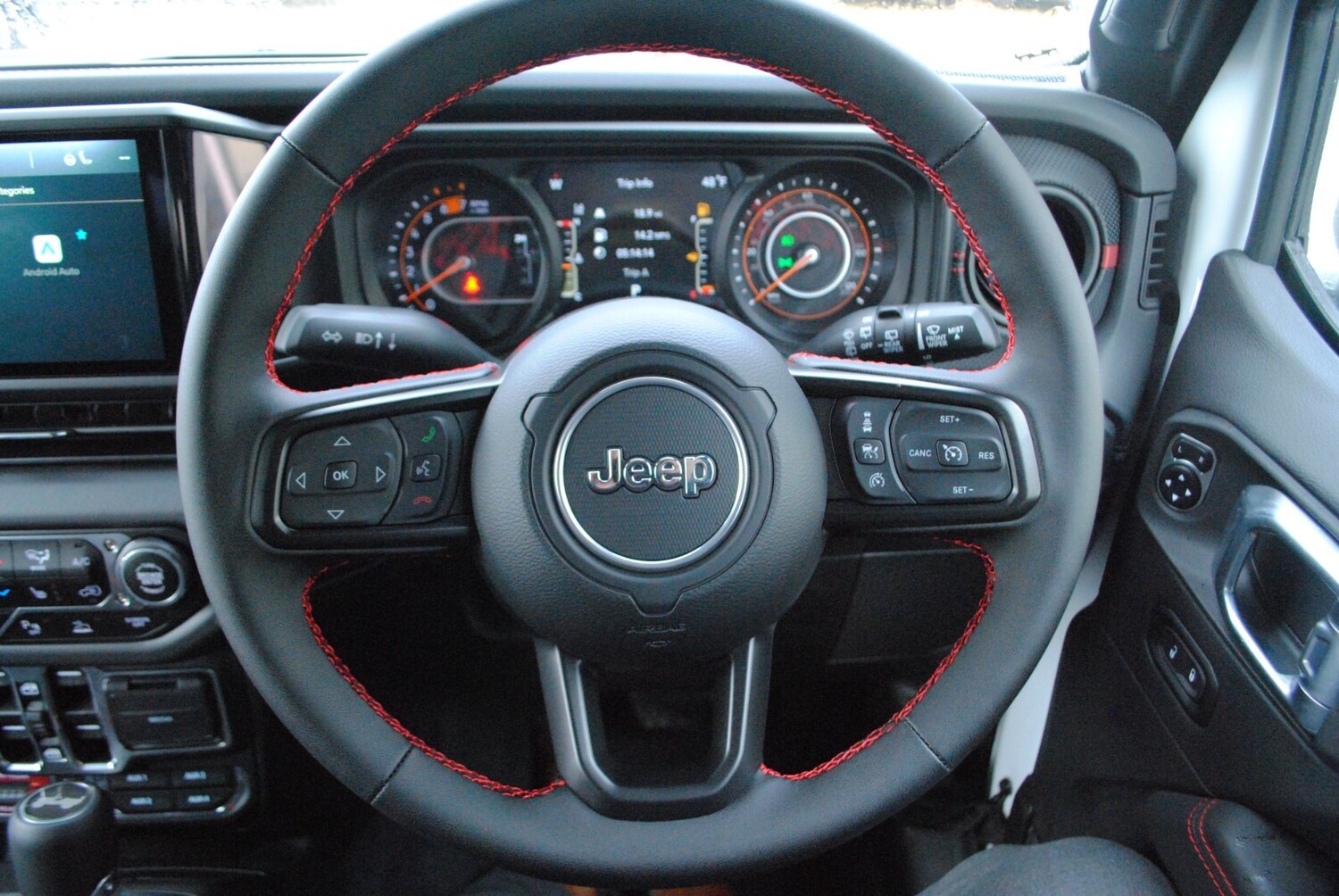 Used Jeep Wrangler 2024 for sale - 77740012: Photo 35