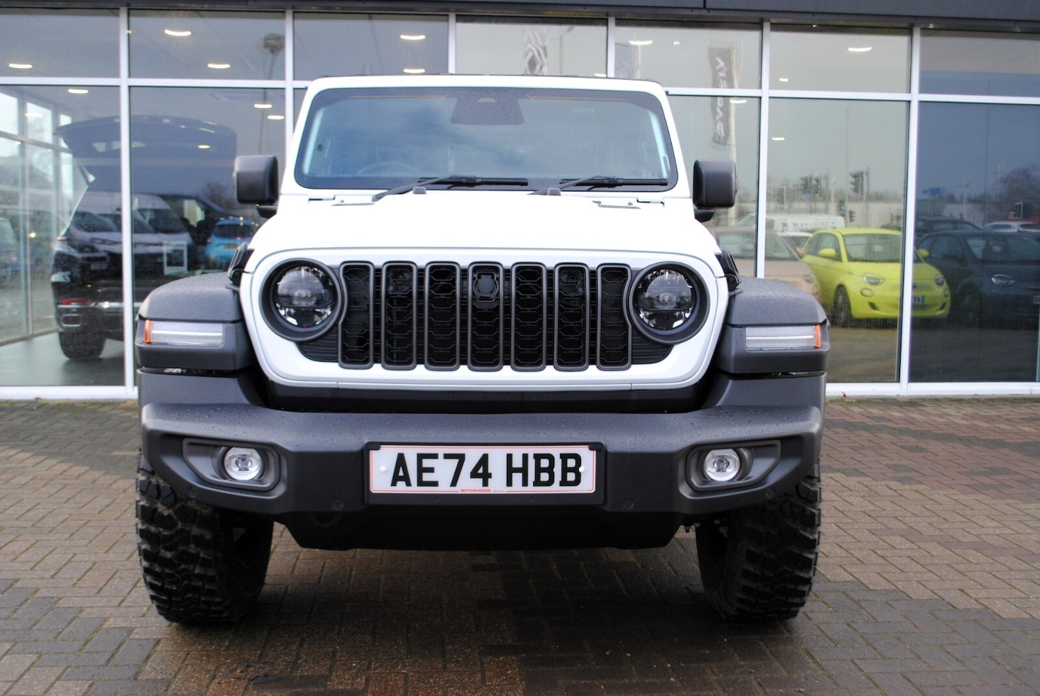 Used Jeep Wrangler 2024 for sale - 77740012: Photo 4