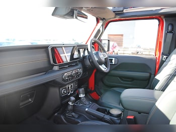 Used Jeep Wrangler 2024 for sale - 75796907: Photo