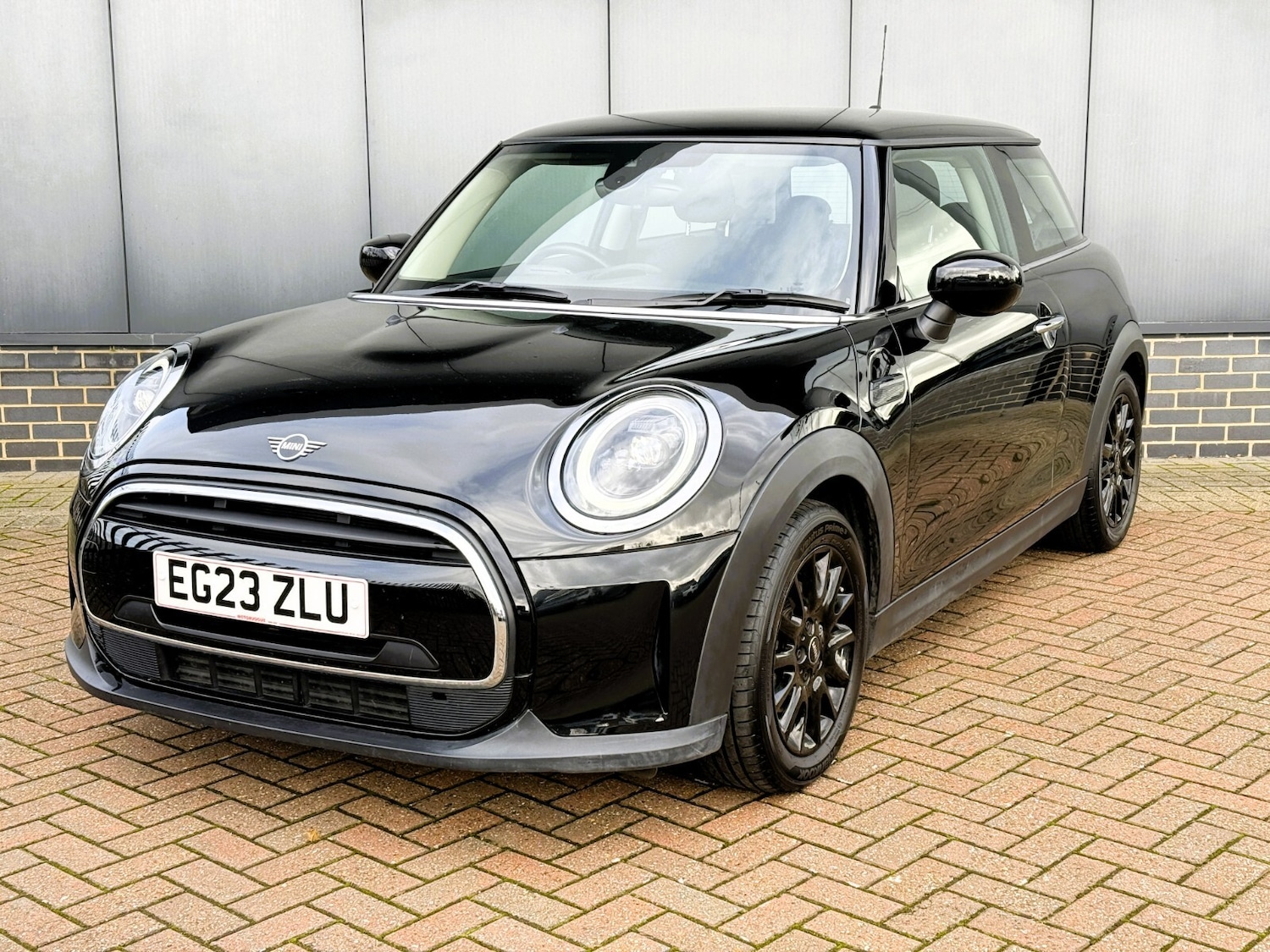 Used MINI Hatch 2023 for sale - 77470879: Photo 3