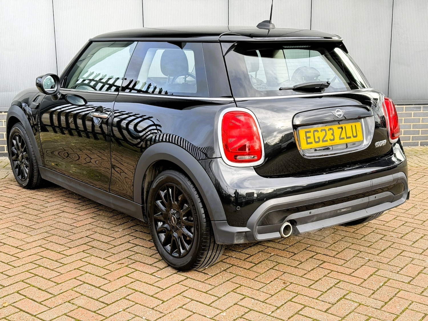 Used MINI Hatch 2023 for sale - 77470879: Photo 8