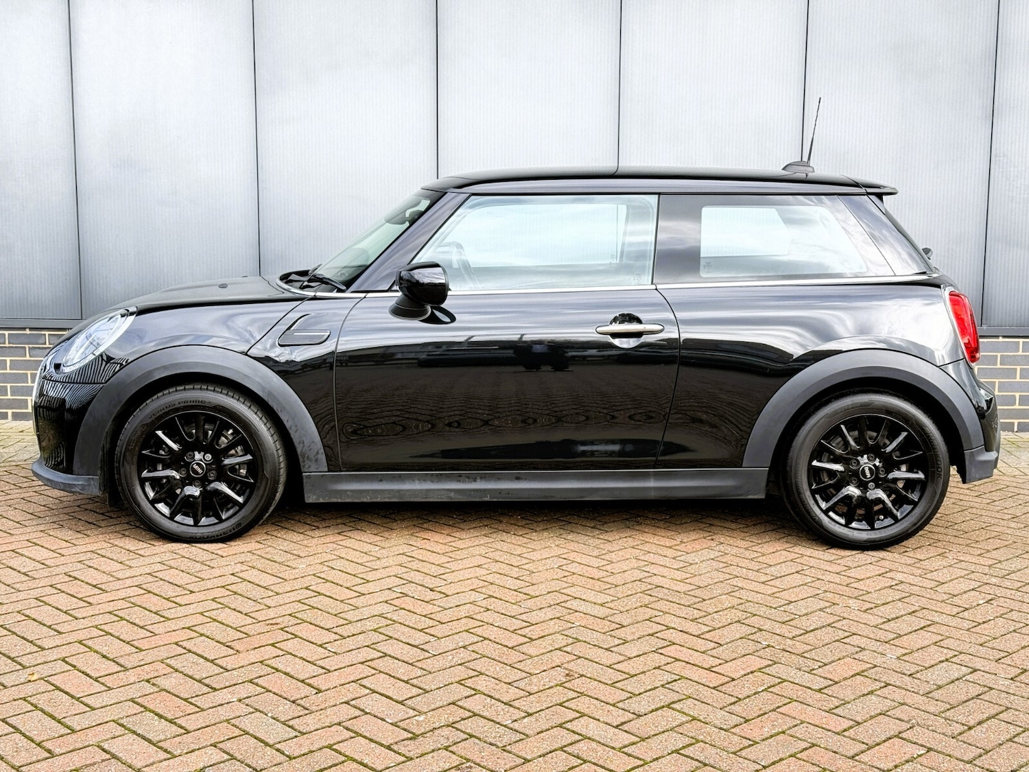 Used MINI Hatch 2023 for sale - 77470879: Photo 9