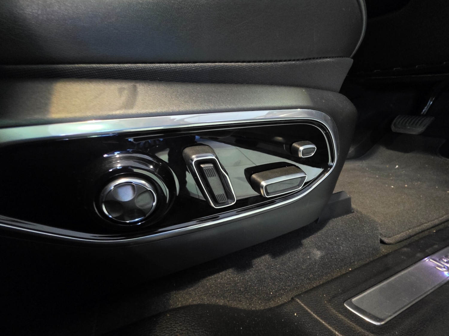 Used Jeep Grand Cherokee 2025 for sale - 76868503: Photo 33