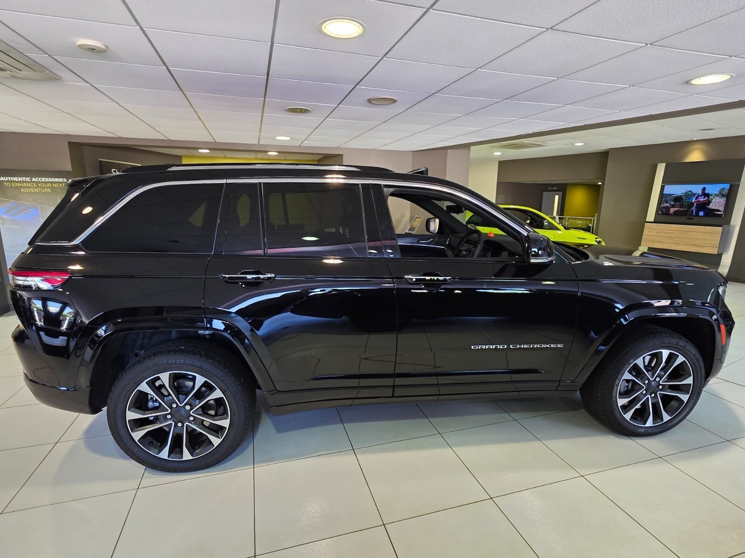 Used Jeep Grand Cherokee 2025 for sale - 76868503: Photo 8