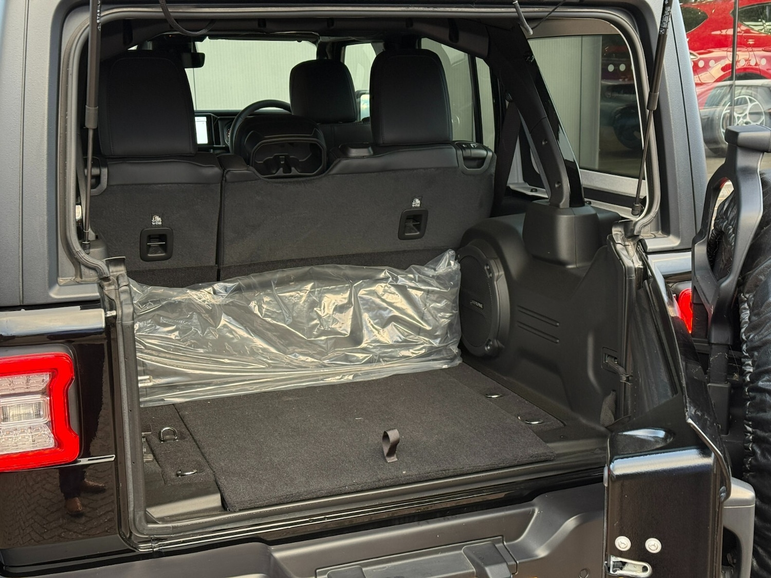 Used Jeep Wrangler 2024 for sale - 75354921: Photo 6