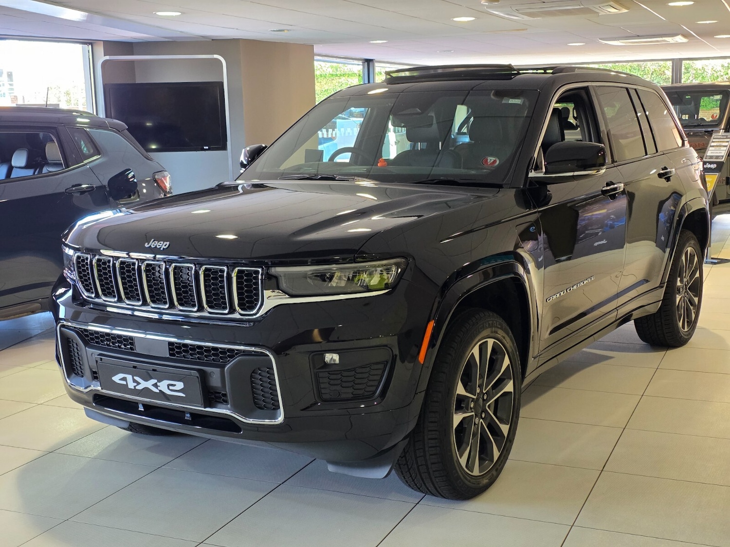 Used Jeep Grand Cherokee 2025 for sale - 76652462: Photo 4