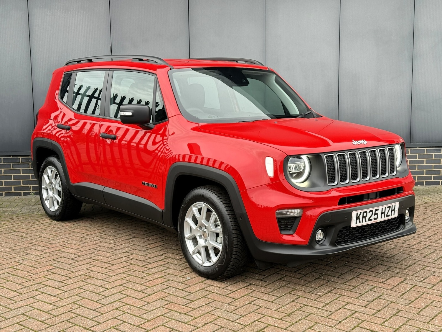Used Jeep Renegade 2025 for sale - 76868493: Photo 1