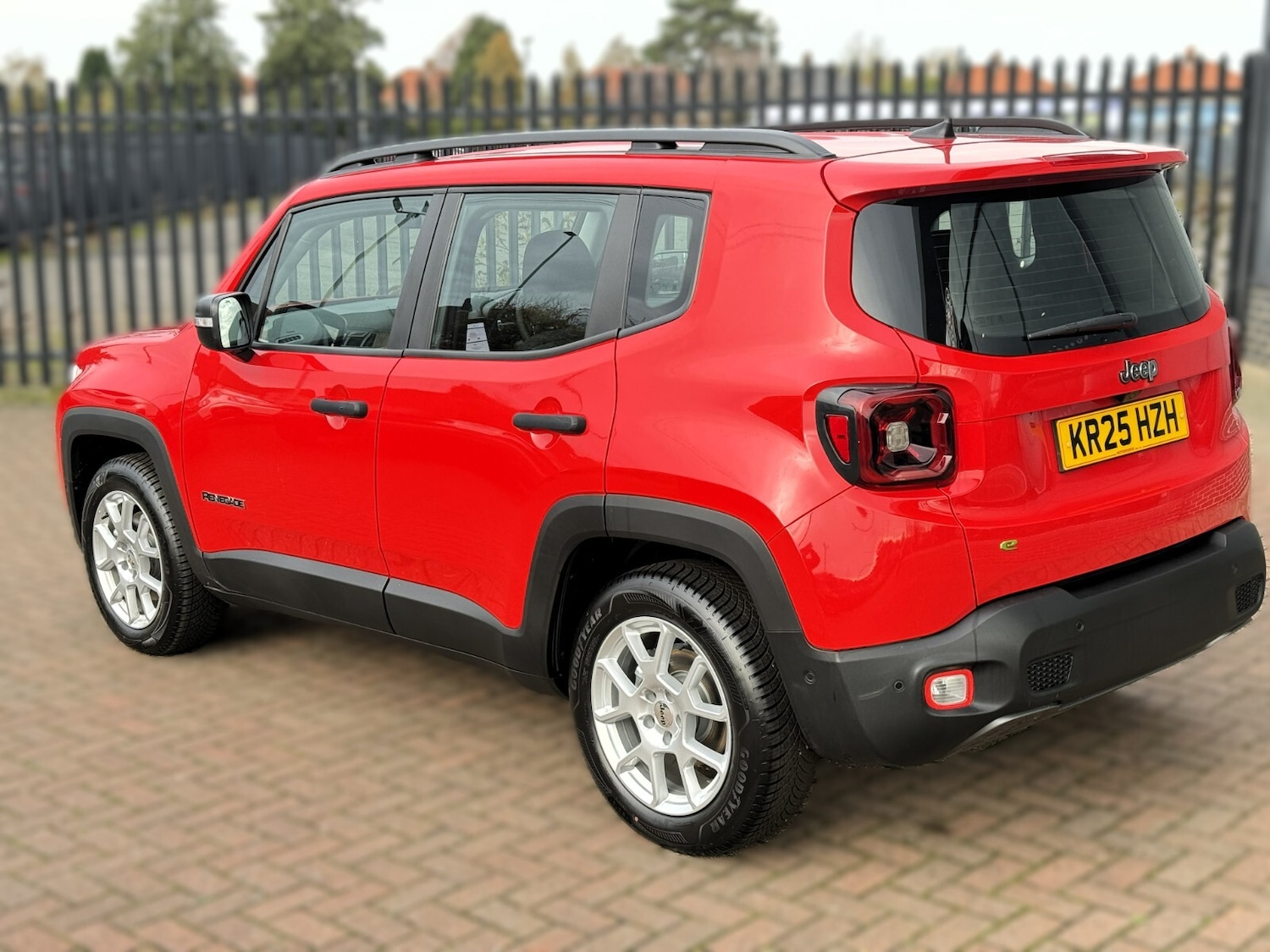 Used Jeep Renegade 2025 for sale - 76868493: Photo 10