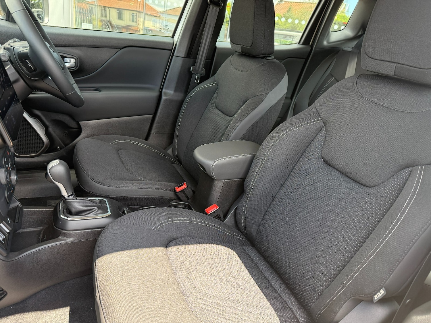 Used Jeep Renegade 2025 for sale - 76868493: Photo 25