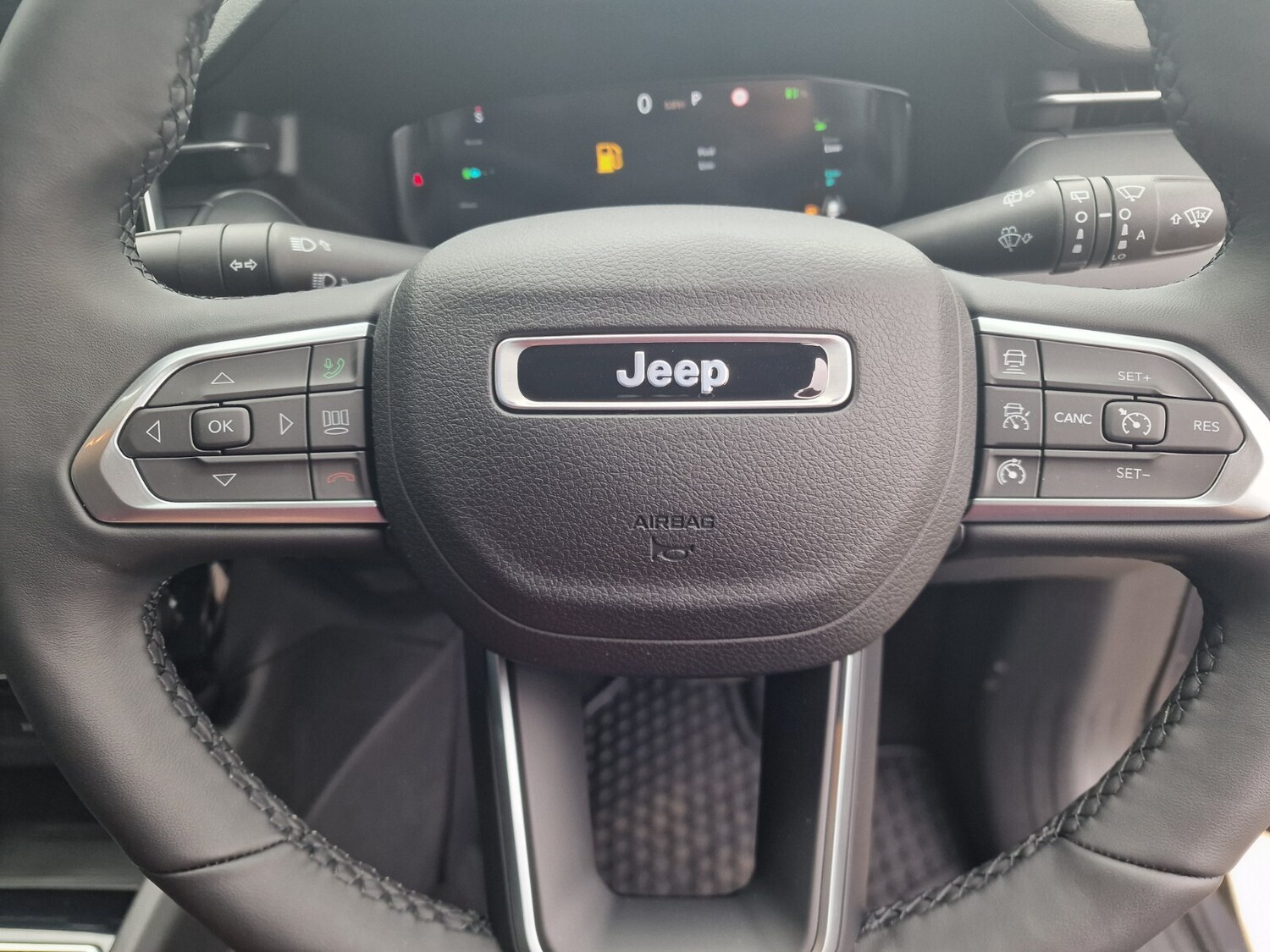Used Jeep Compass 2023 for sale - 76868978: Photo 33