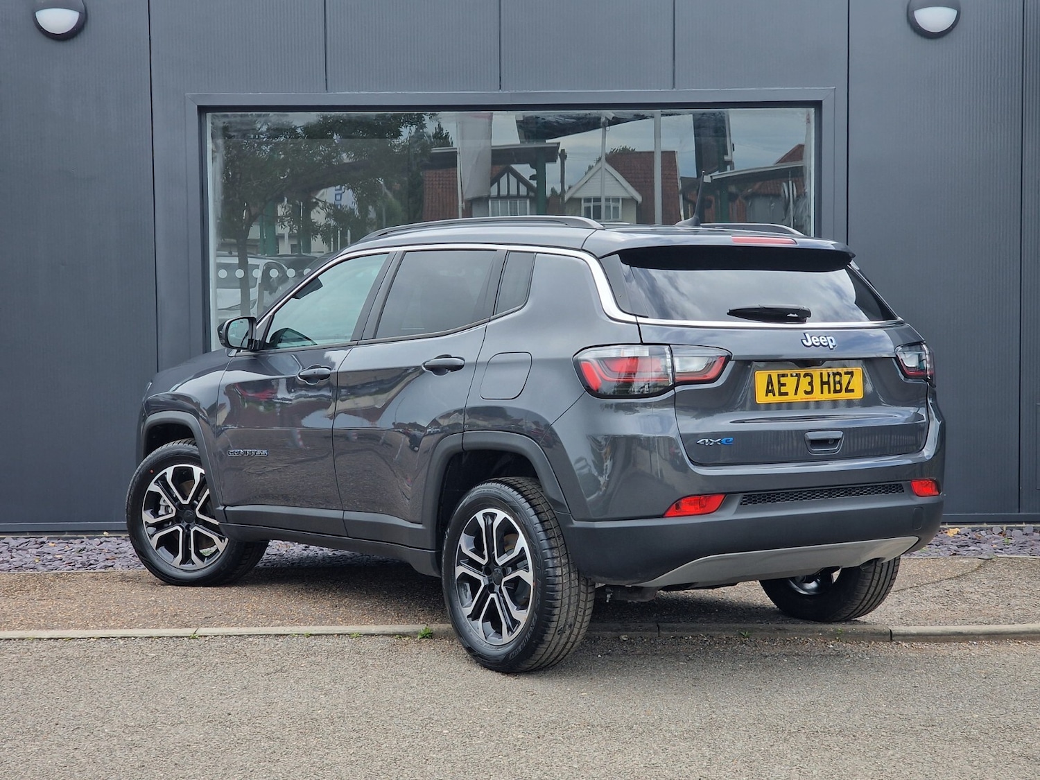 Used Jeep Compass 2023 for sale - 76868978: Photo 9