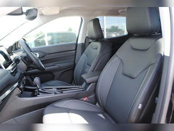 Used Jeep Compass 2024 for sale - 76868889: Photo